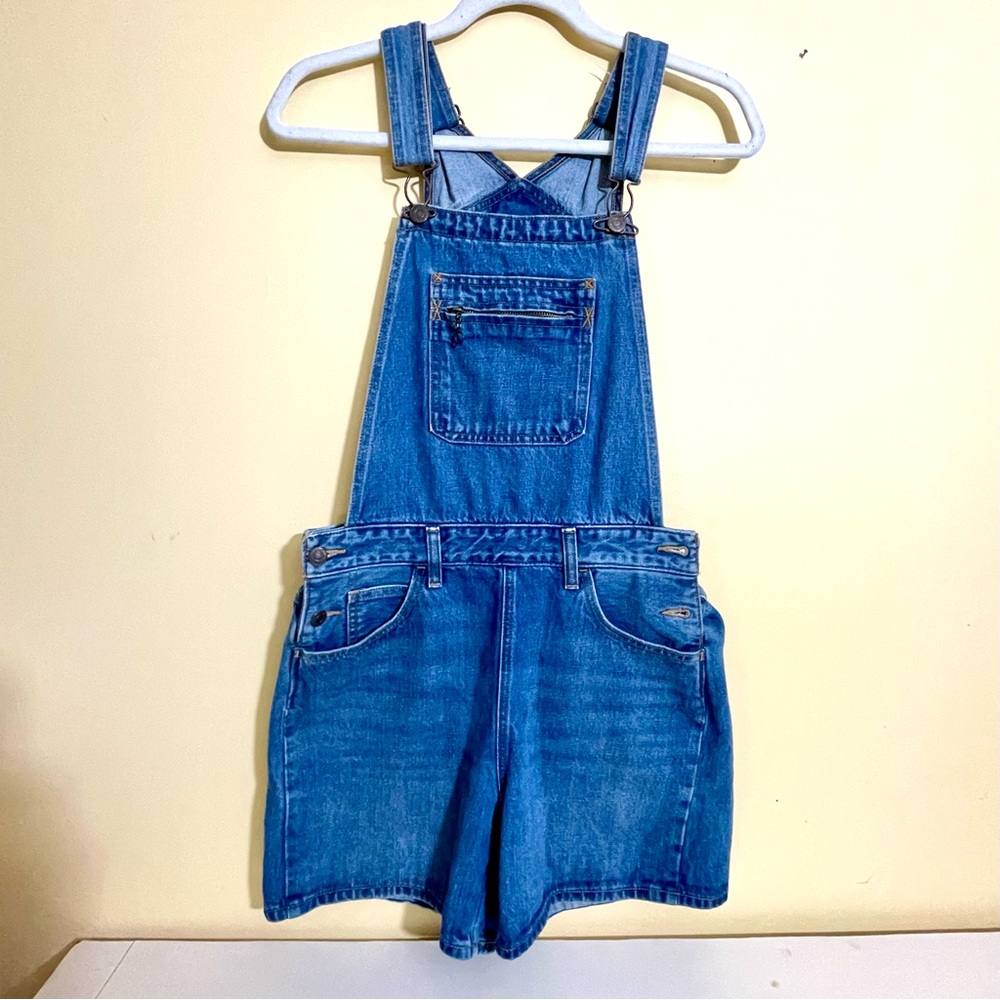 Levi’s Shortalls overalls size medium